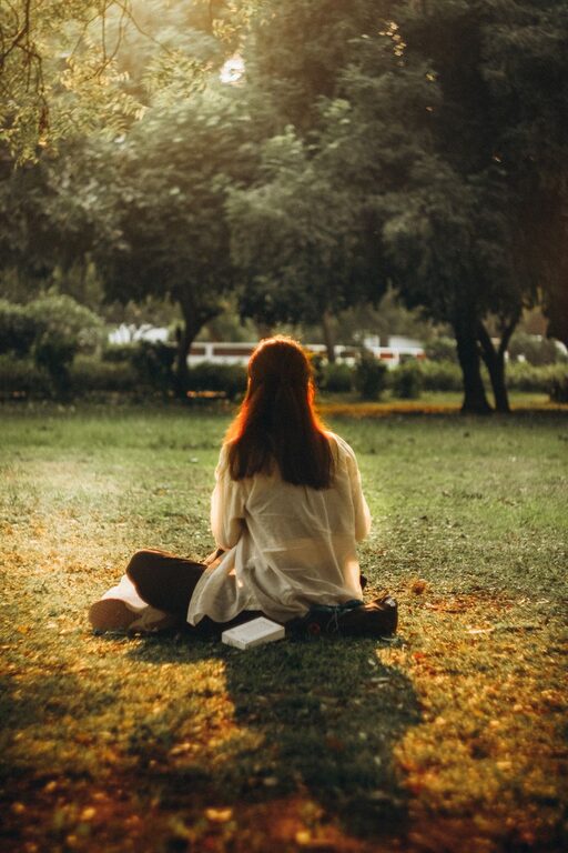 Mindful Breaks You Can Take in Five Minutes to Boost Your Day